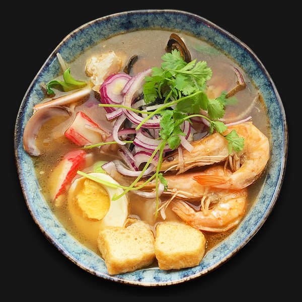 Nudlová polévka Udon